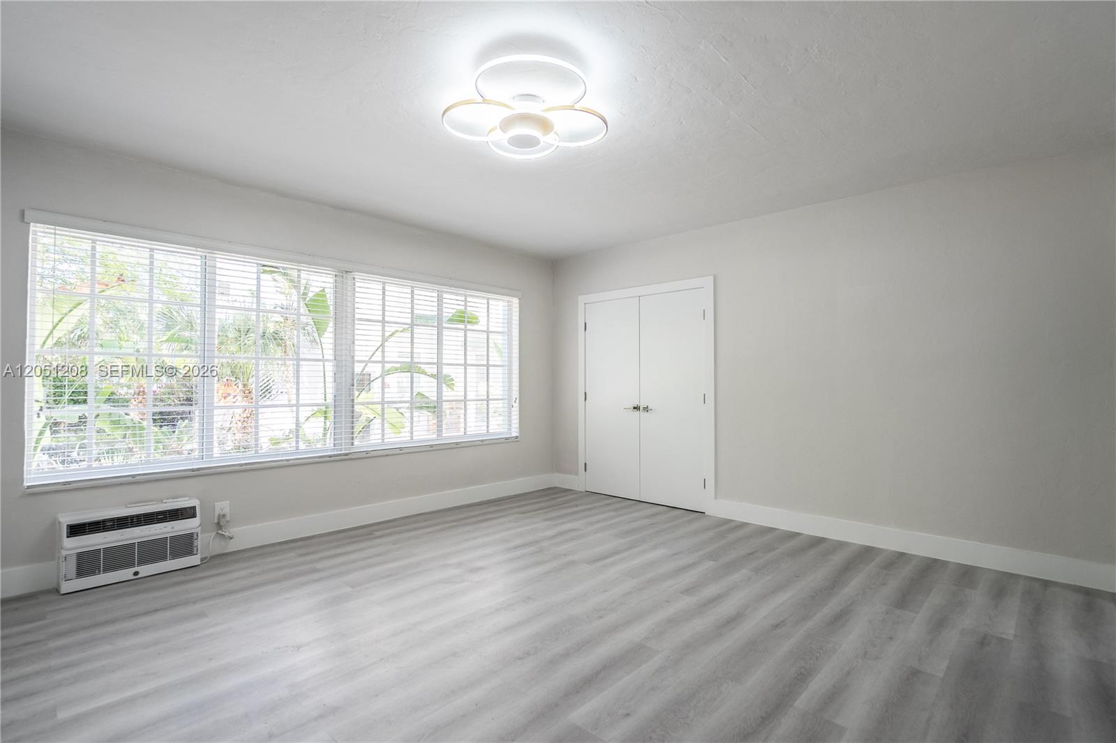 2420 Flamingo Drive 2 Property Photo 3