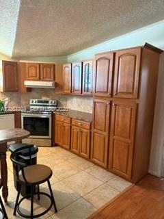 4547 Windee Property Photo 6
