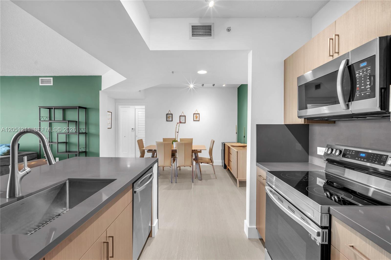 18800 Ne 29th Avenue 517 (fully Renovated) Property Photo 23