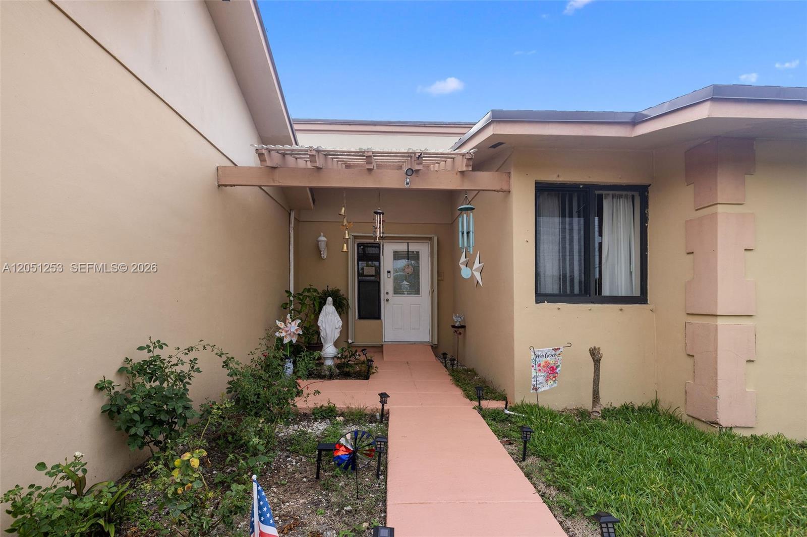 A12051253 Property Photo 2