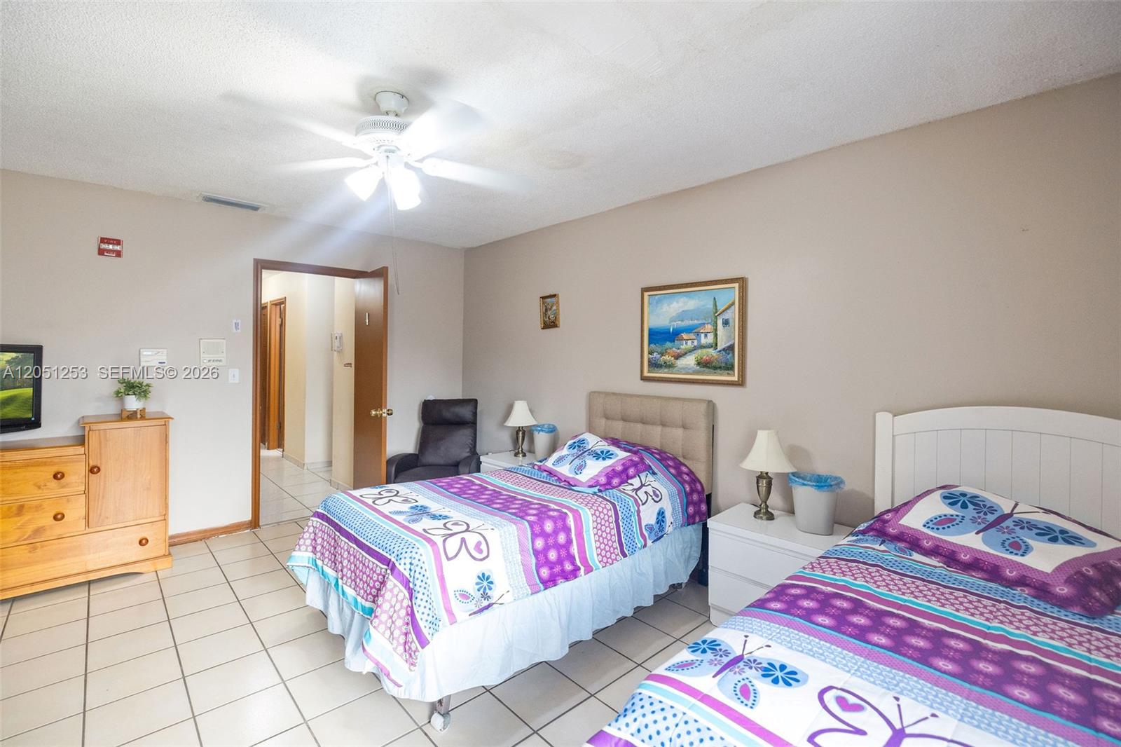 A12051253 Property Photo 16