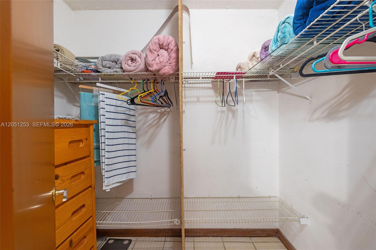 A12051253 Property Photo 17