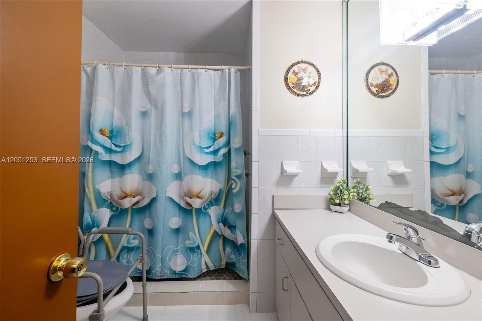 A12051253 Property Photo 20