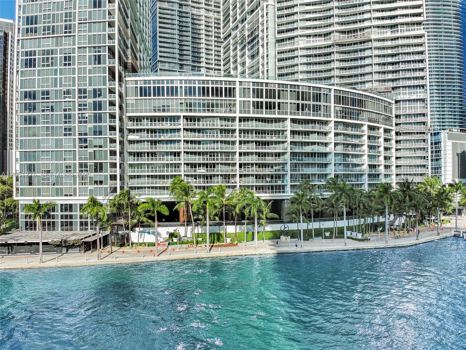 475 Brickell Avenue 3111 Property Photo 2