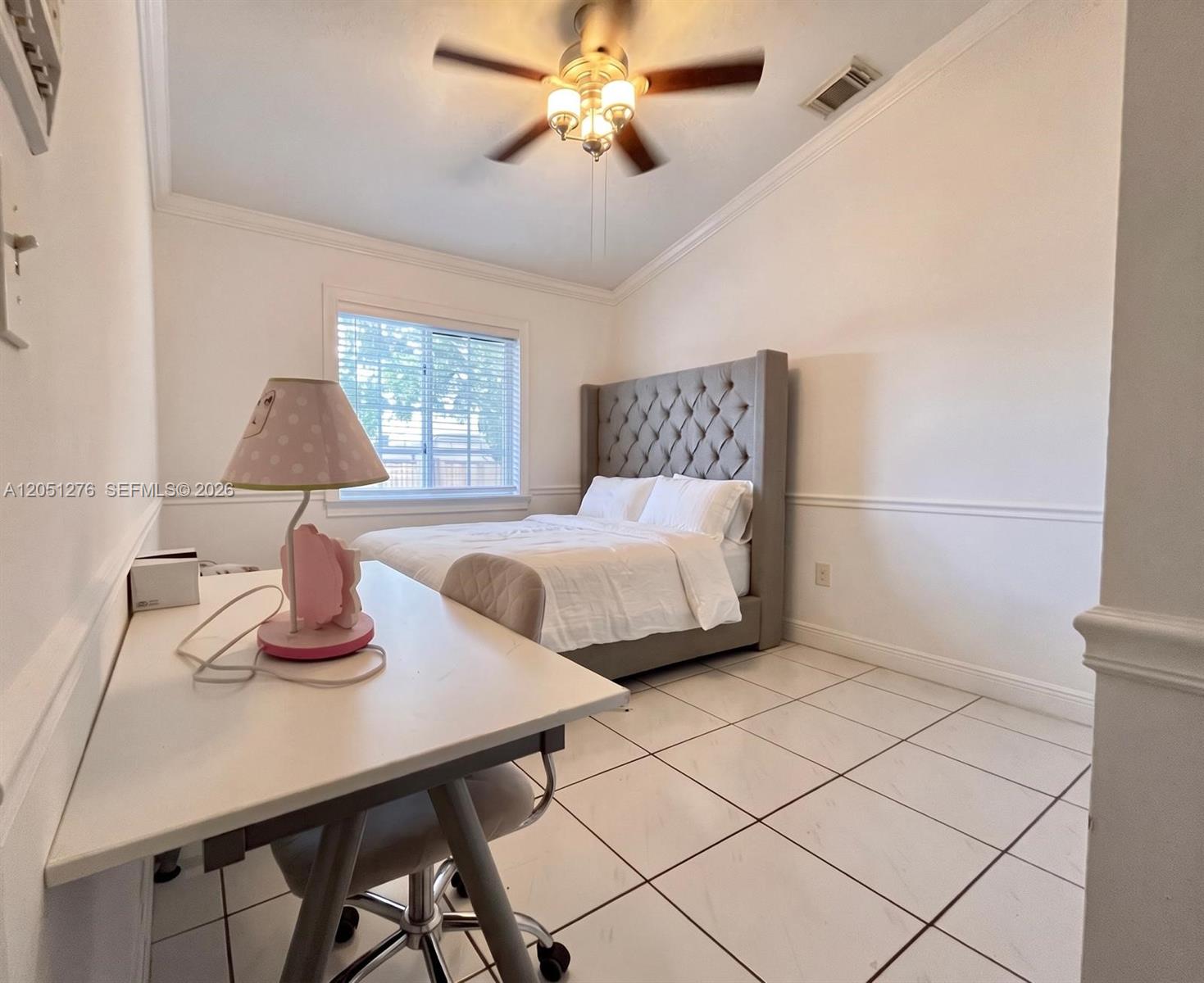 A12051276 Property Photo 9