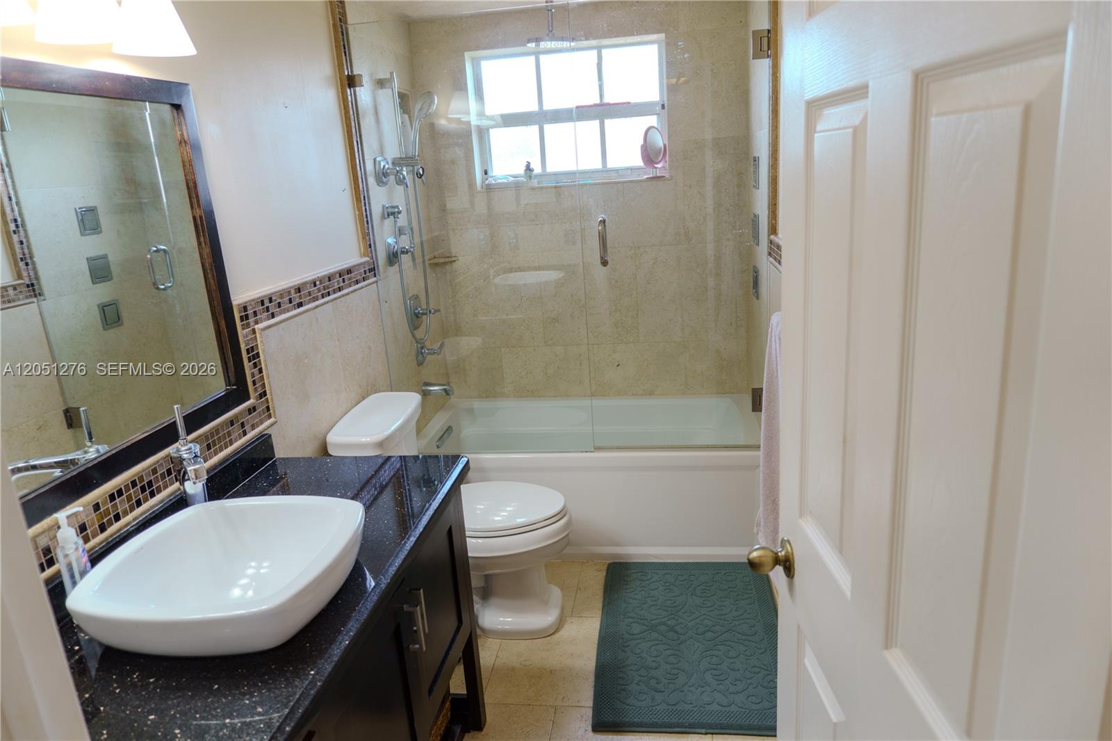 A12051276 Property Photo 11