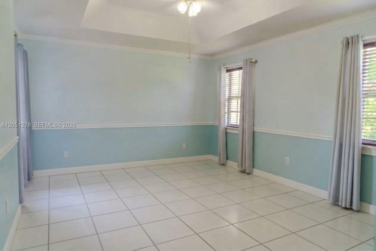 A12051276 Property Photo 18