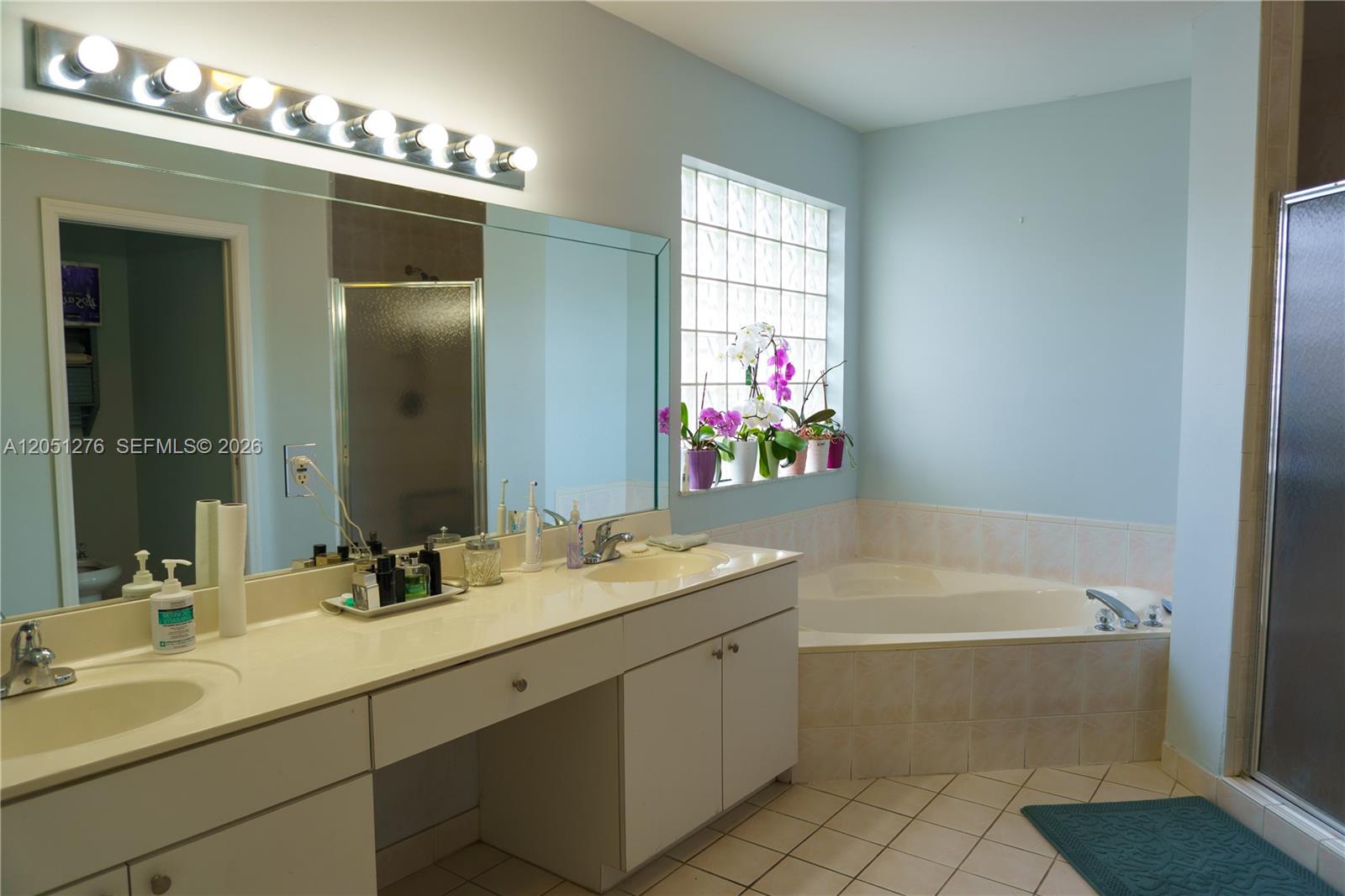 A12051276 Property Photo 22