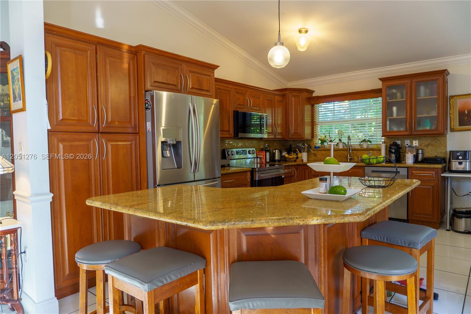 A12051276 Property Photo 28