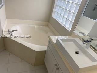 A12051339 Property Photo 16