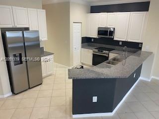 A12051339 Property Photo 30