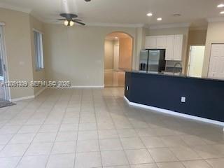 A12051339 Property Photo 36