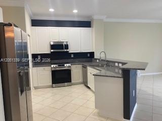 A12051339 Property Photo 38