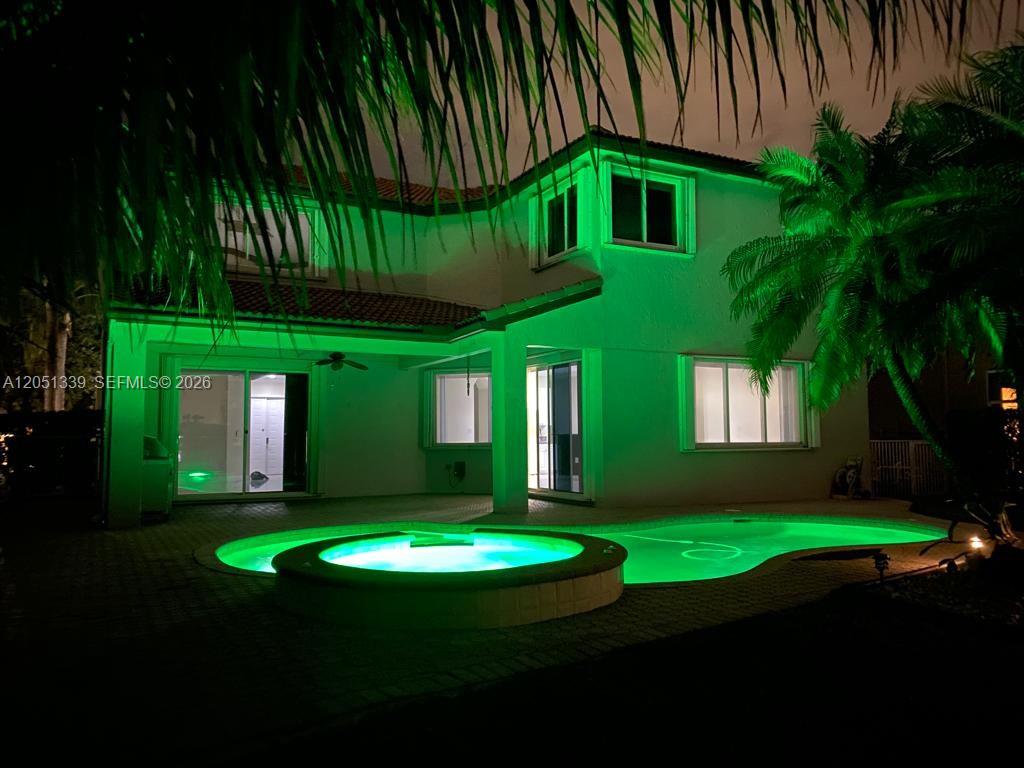 A12051339 Property Photo 42