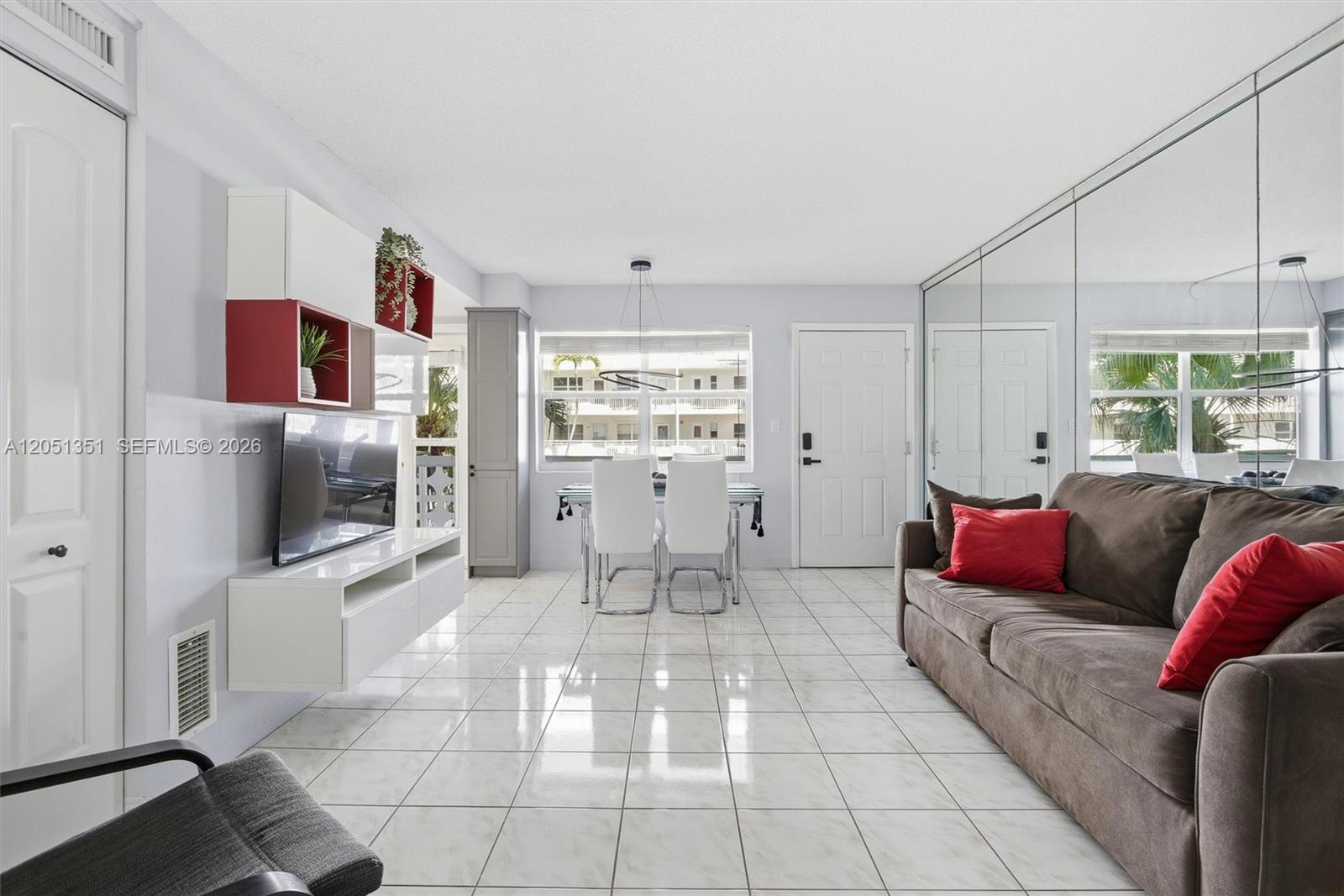 3133 S Ocean Drive 218 Property Photo 1