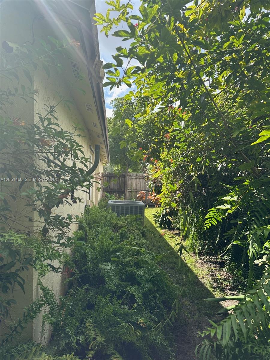 6061 Nw 198th Terrace Property Photo 42