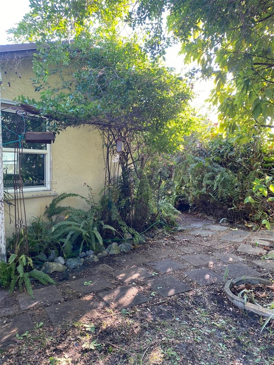 6061 Nw 198th Terrace Property Photo 46