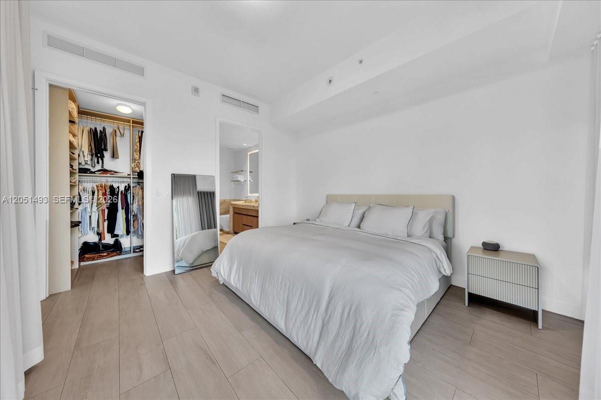2831 S Bayshore Drive 501 Property Photo 22