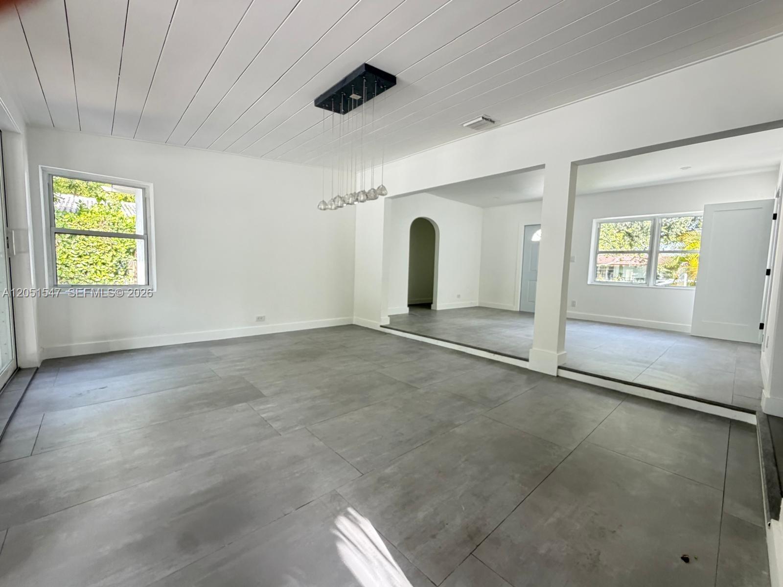 859 Ne 115th Street Property Photo 7