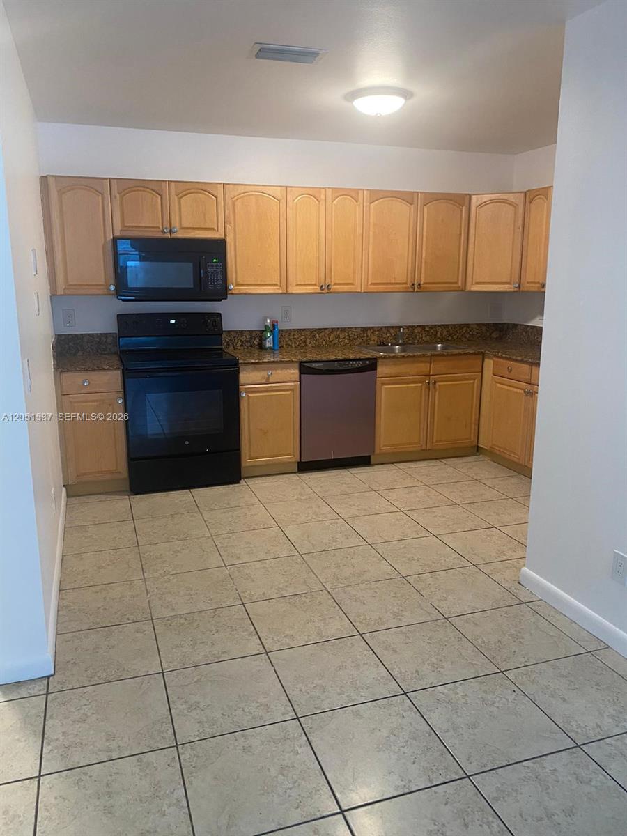 3173 Auburn Boulevard 202 Property Photo 1