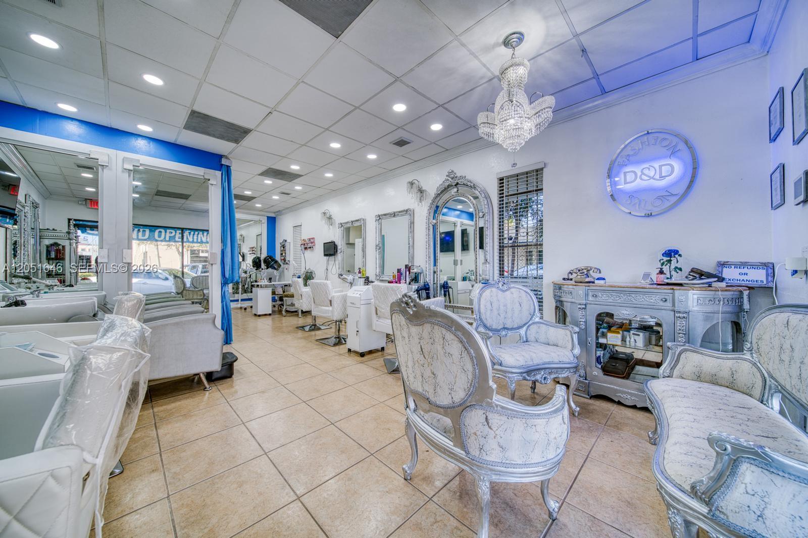 Full Service Beauty Salon Full Service Beauty Salon Prime Locati Property Photo 4