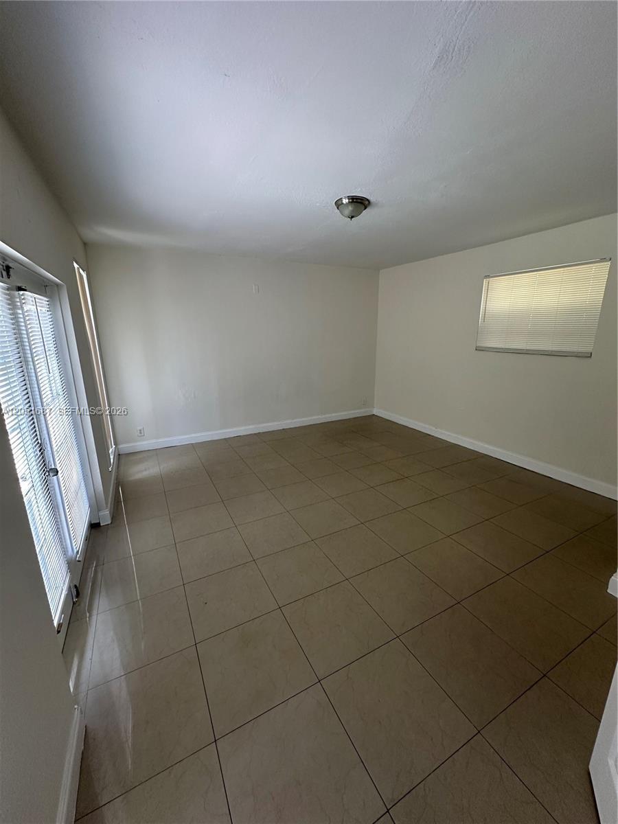 651 Sw 30th Avenue 651 Property Photo 7