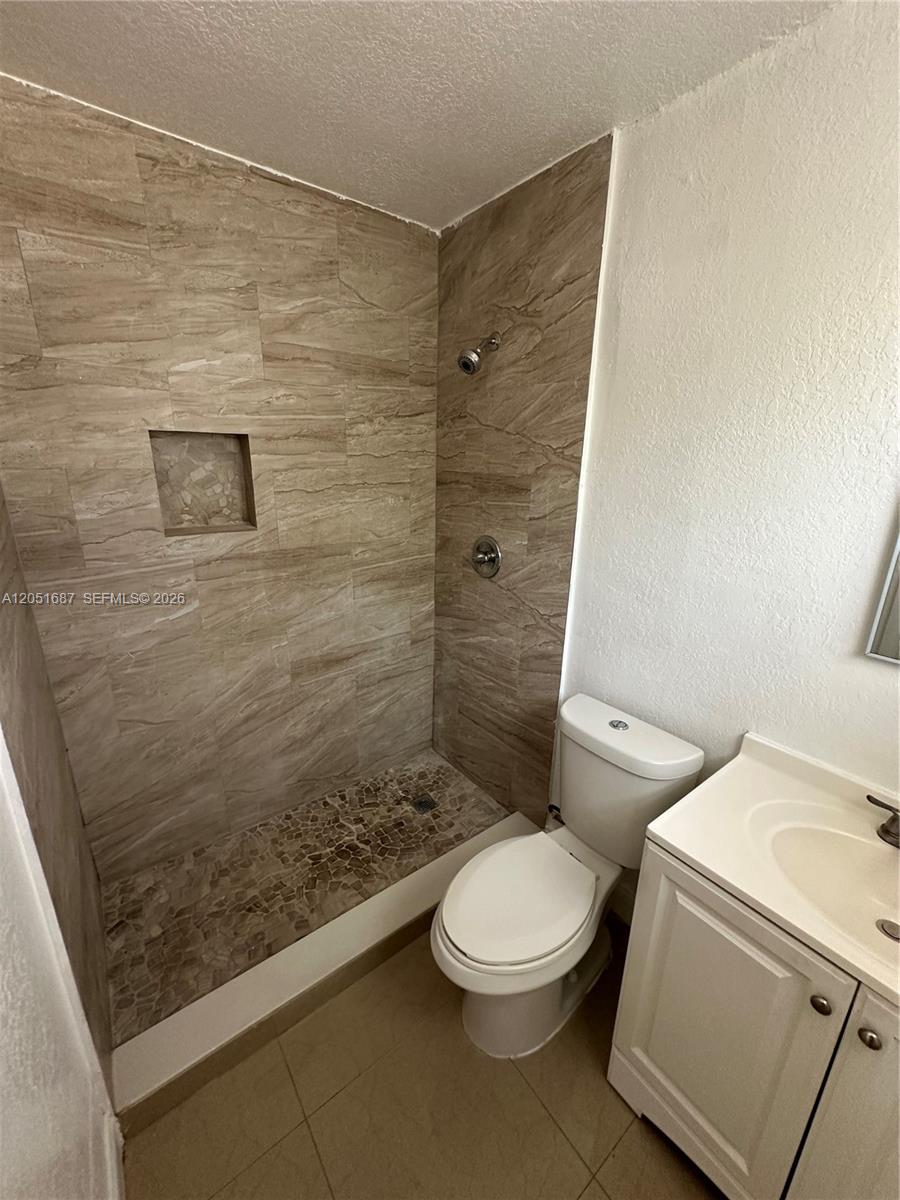 651 Sw 30th Avenue 651 Property Photo 10