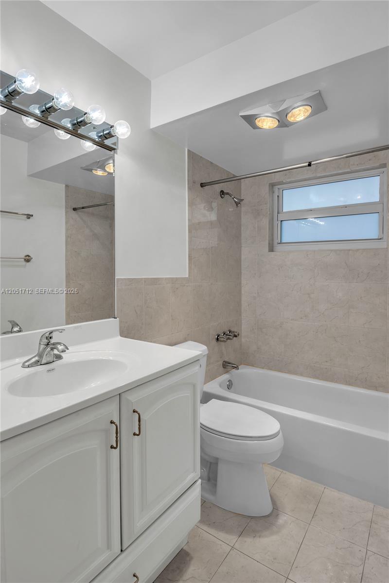 1000 Ne 14th Avenue 503 Property Photo 8