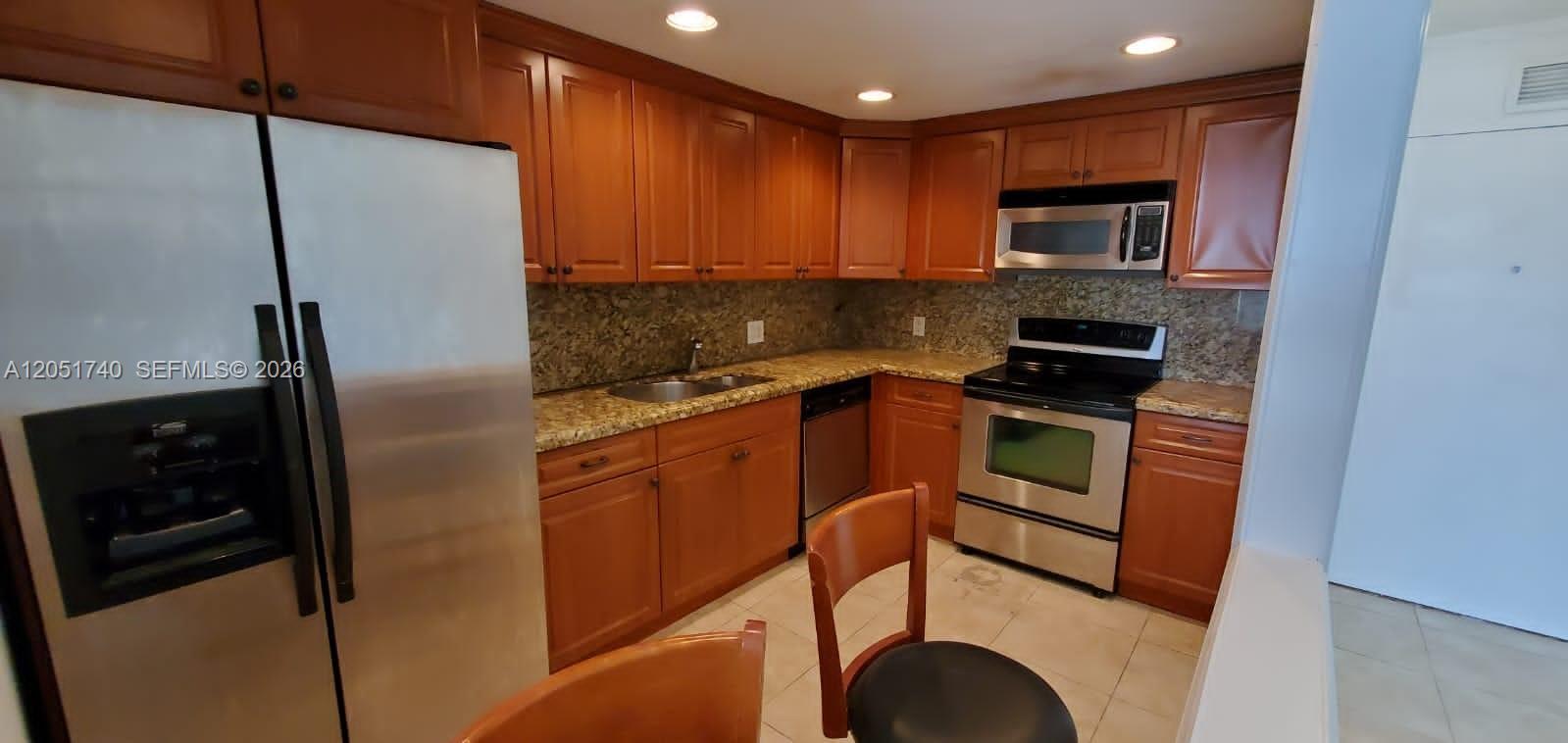 150 Se 25th Road 2k Property Photo 6