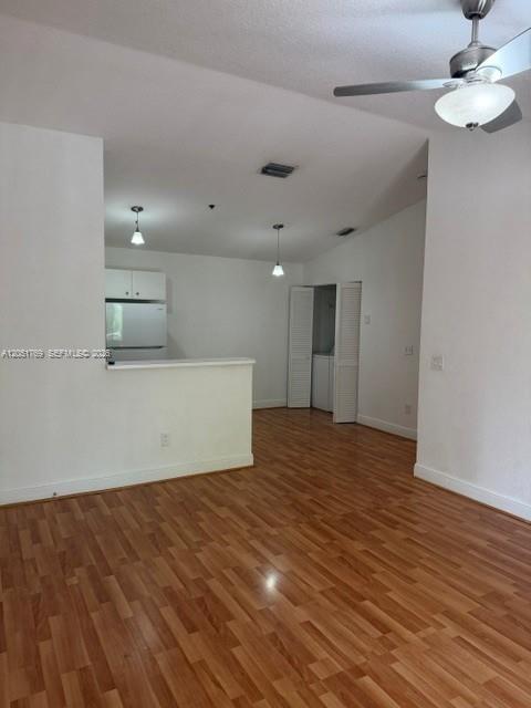 5570 Nw 61st Street 932 Property Photo 8