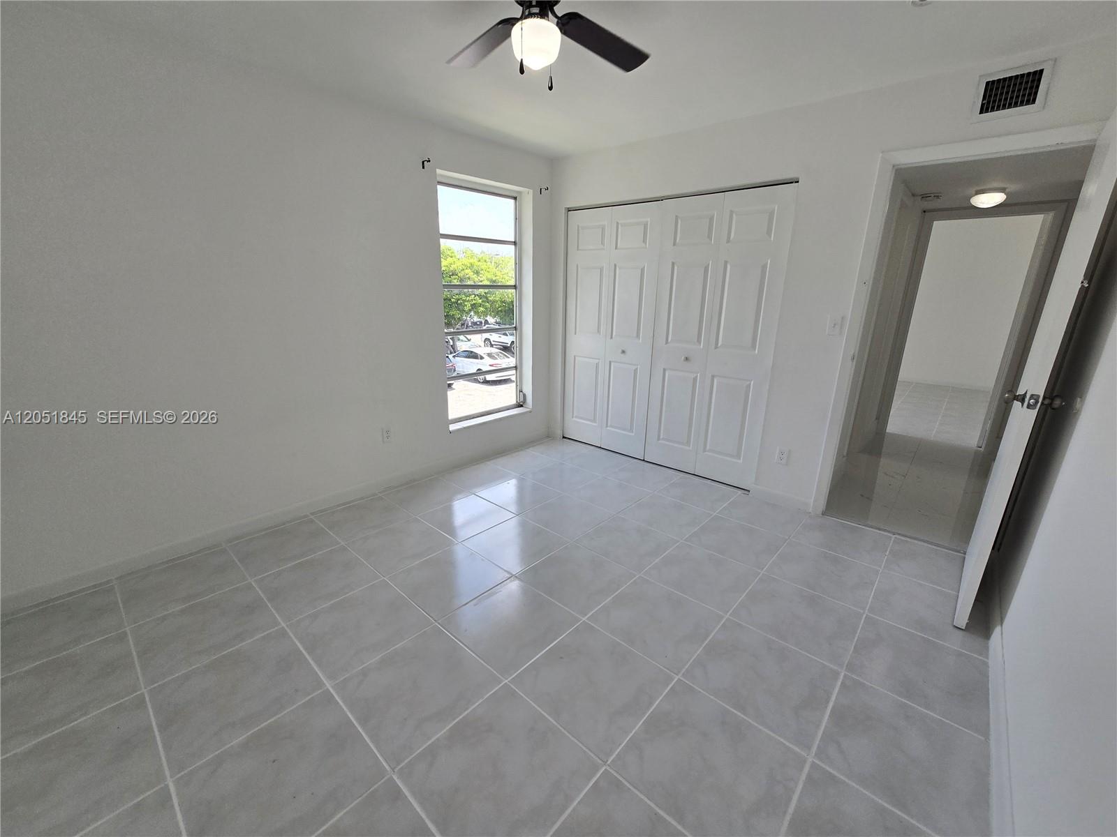 10375 N Kendall Drive J7 Property Photo 24