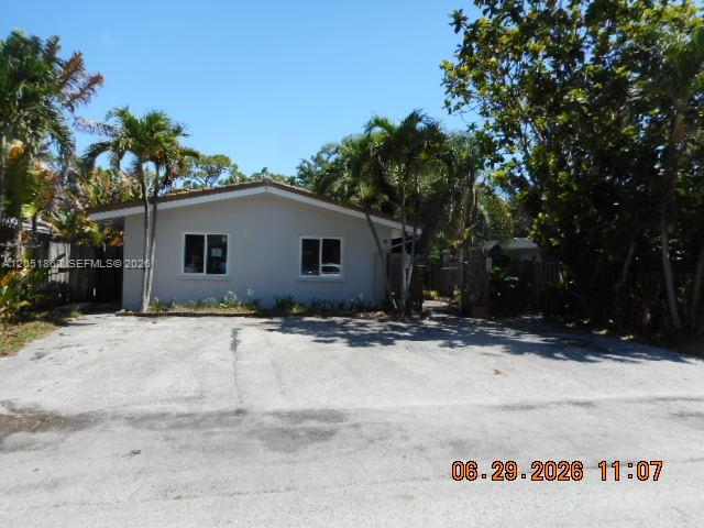 1613 NE 25th Street