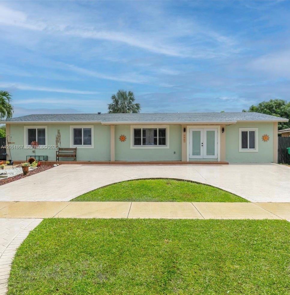 10300 Sw 155th Street Property Photo 1