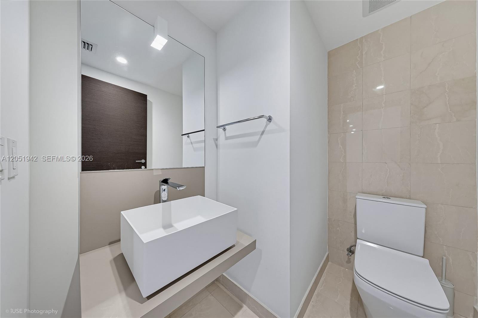 1000 Brickell Plaza 2110 Property Photo 7