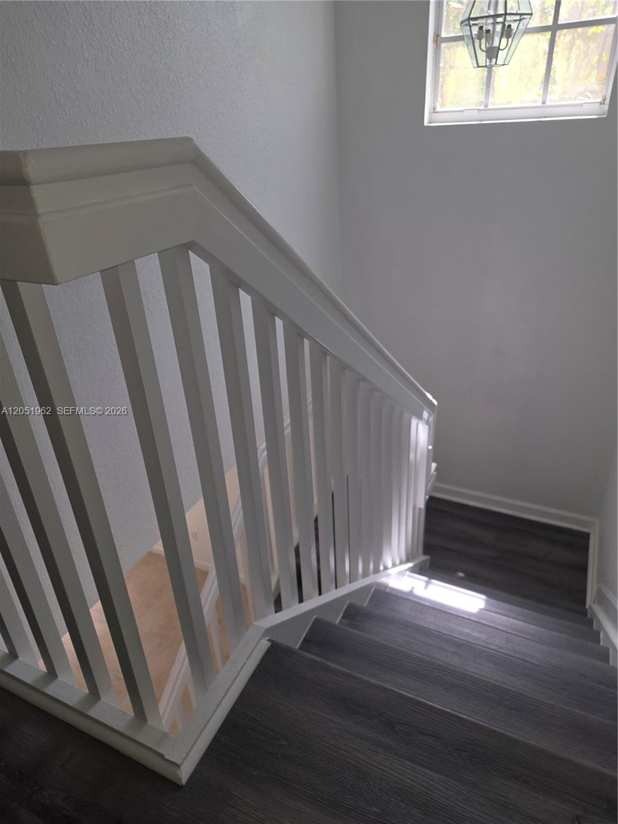 A12051962 Property Photo 23