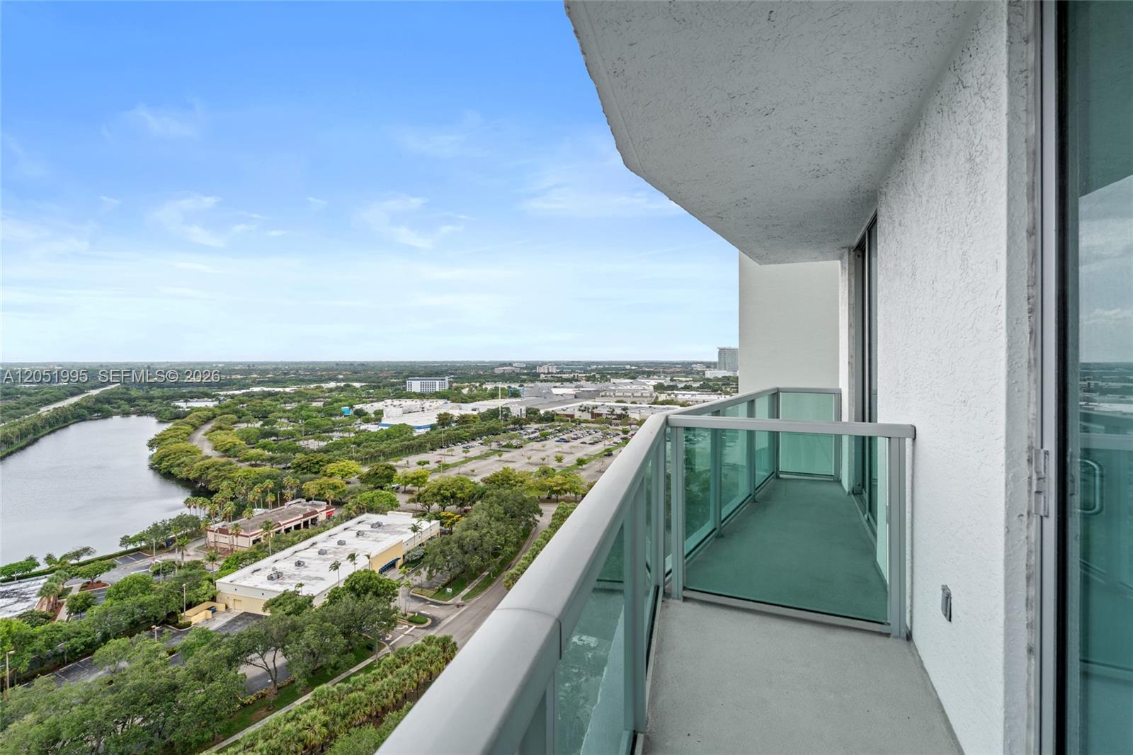 2681 N Flamingo Road 2205s Property Photo 4