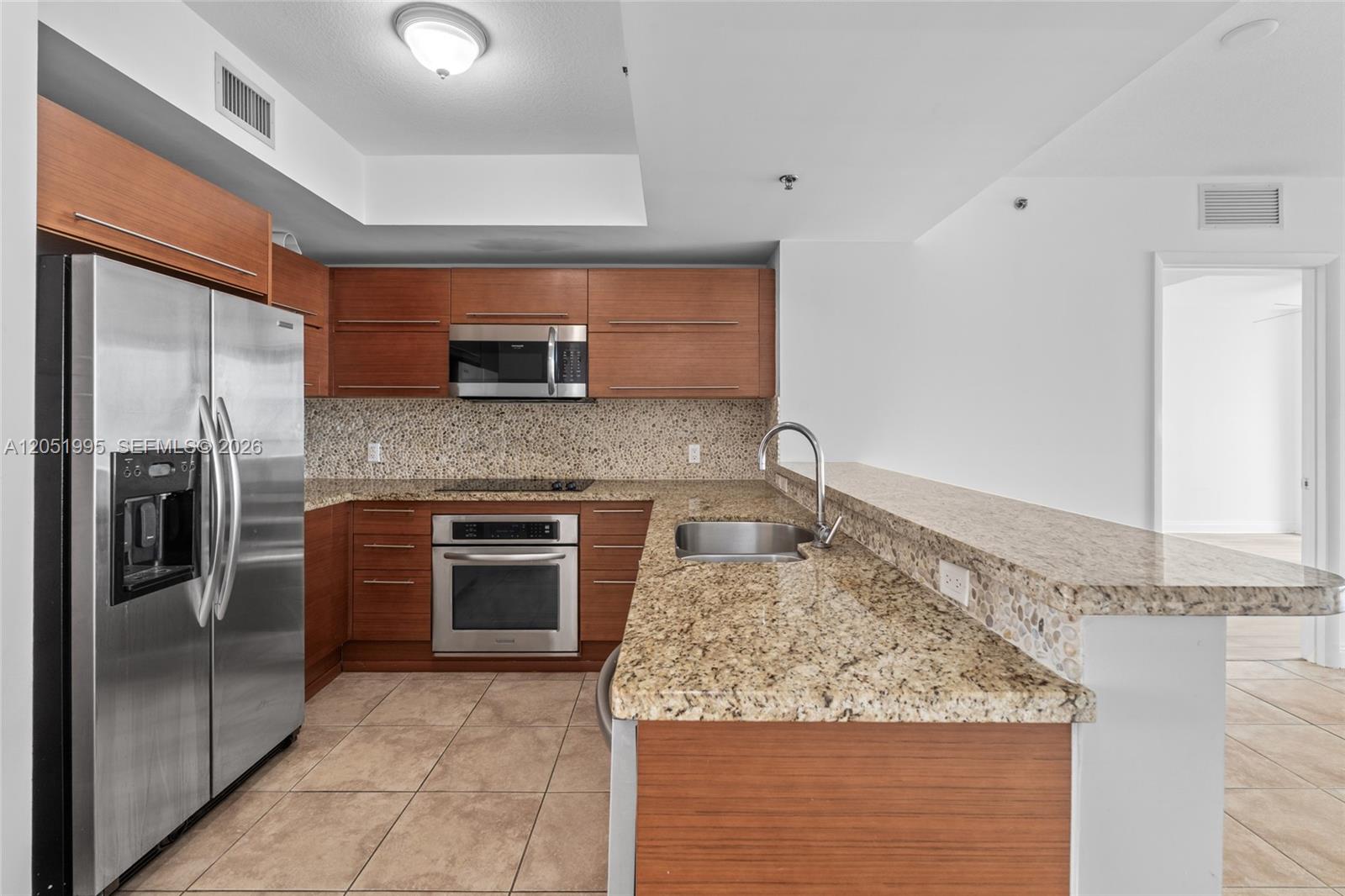 2681 N Flamingo Road 2205s Property Photo 11