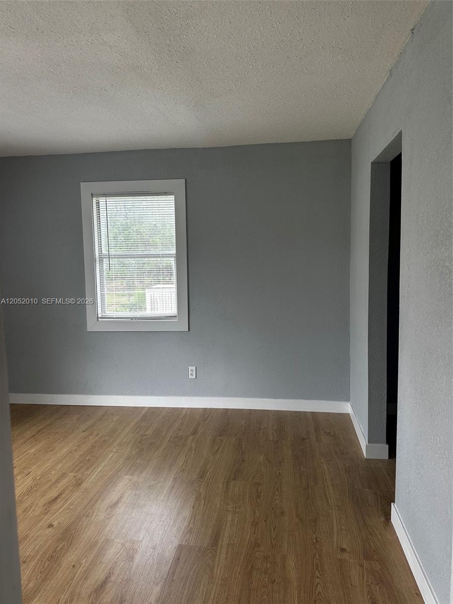 450 N Isora Property Photo 18