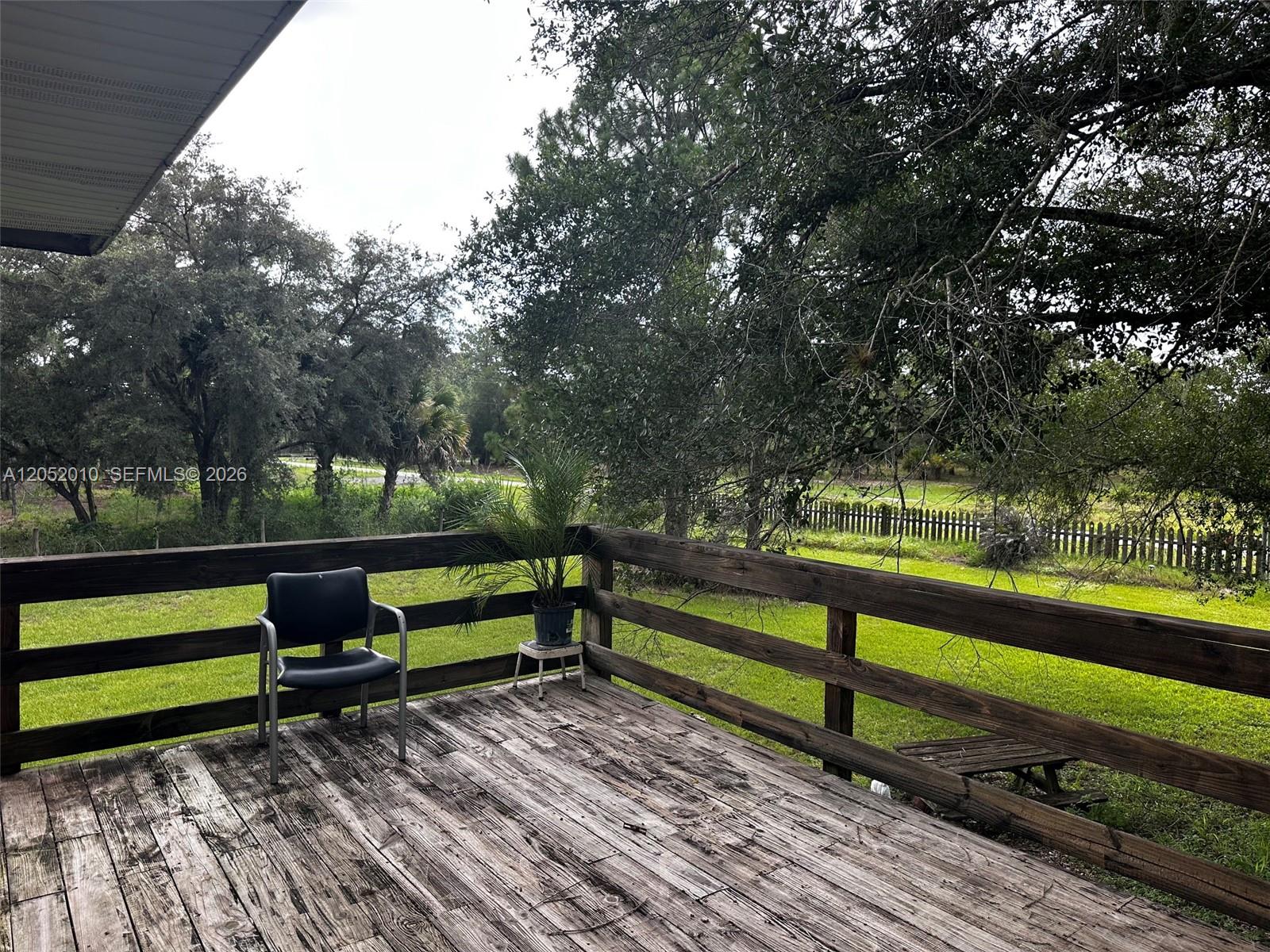 450 N Isora Property Photo 26