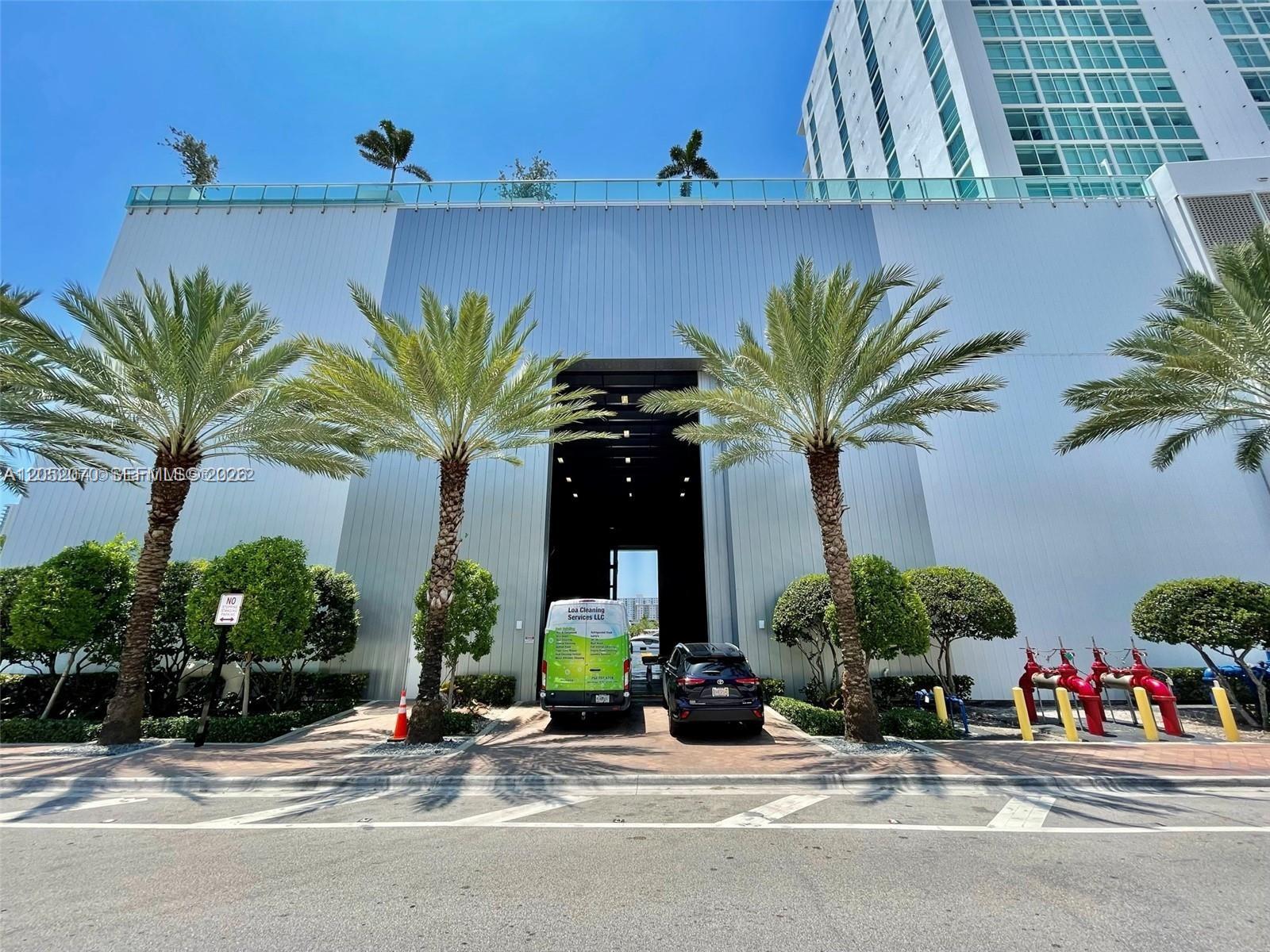 400 Sunny Isles Boulevard Property Photo 1