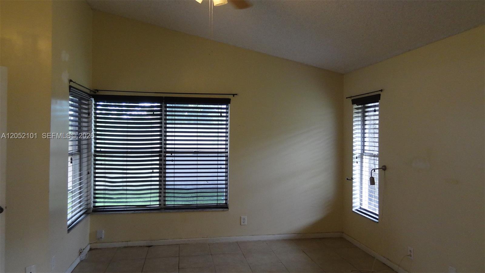 12276 Nw 36th Place Property Photo 9