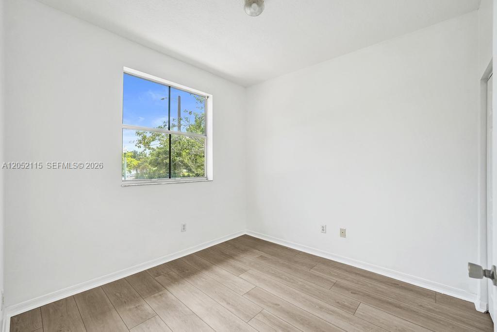 2316 Coral Reef Court 4705 Property Photo 8