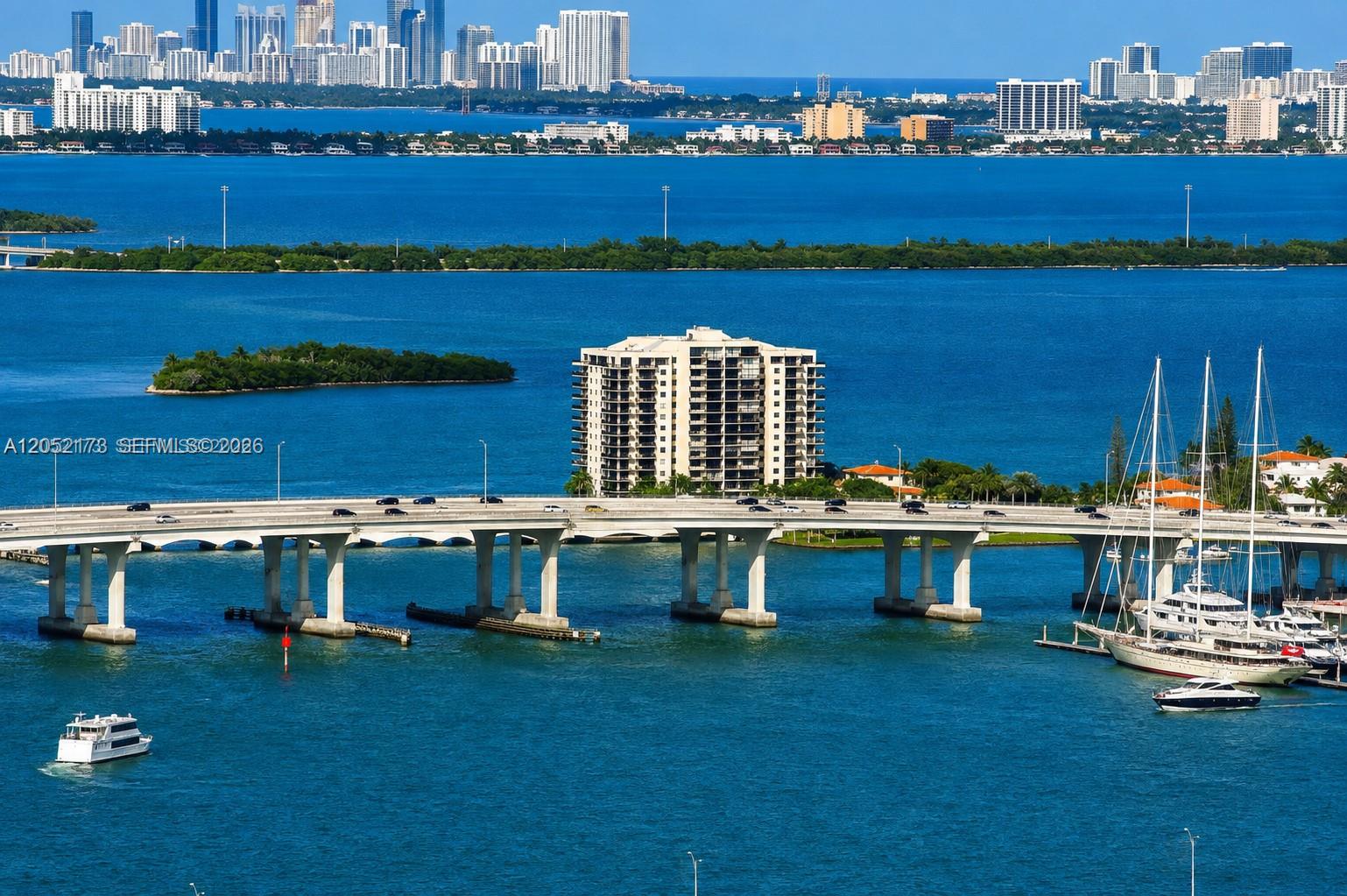 300 S Biscayne Boulevard T-3511 Property Photo 1