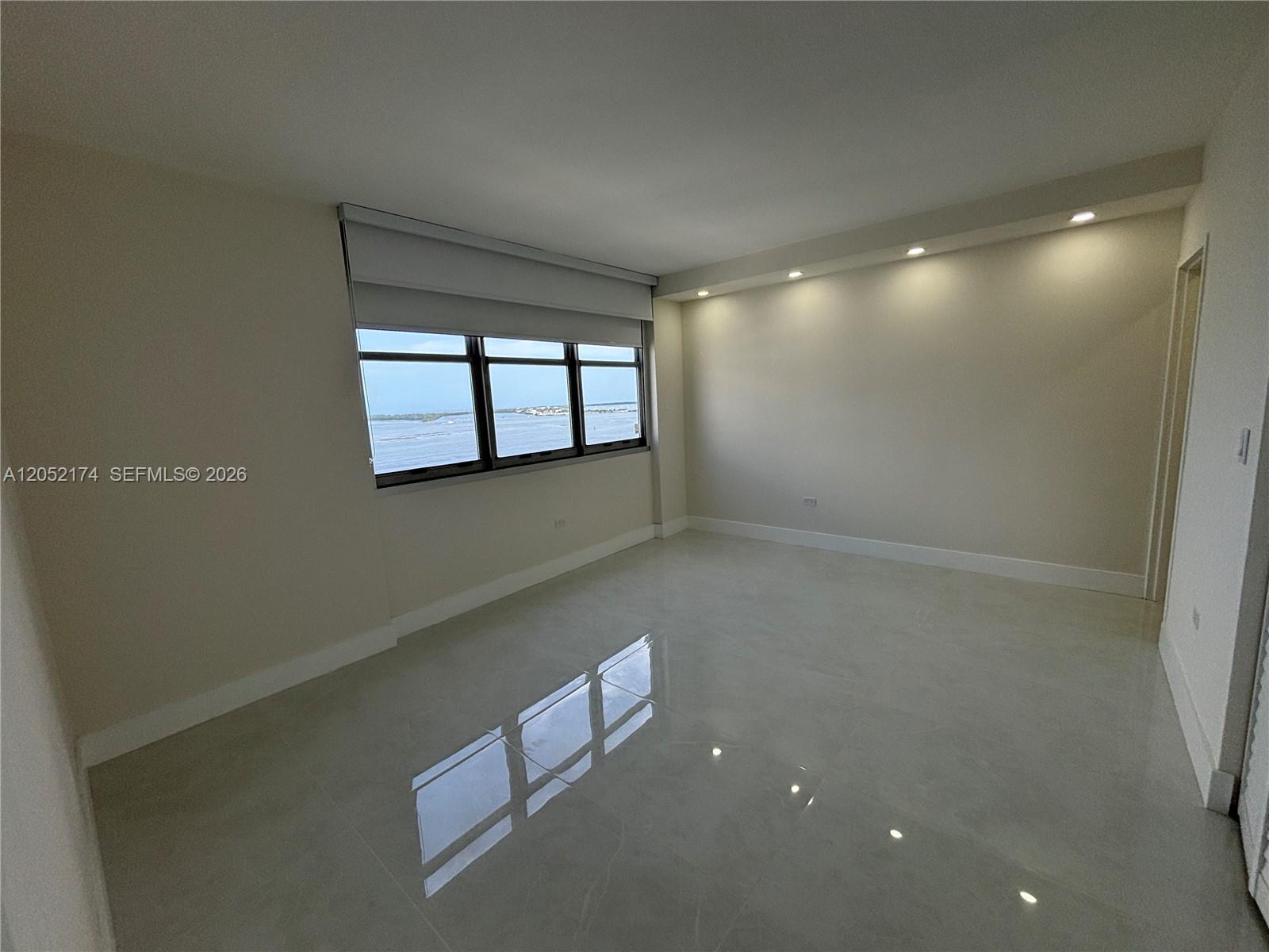 999 Brickell Bay Drive 1904 Property Photo 12