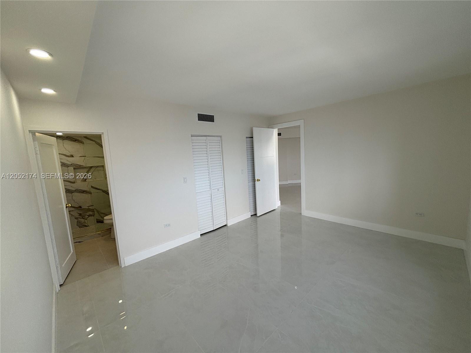 999 Brickell Bay Drive 1904 Property Photo 13