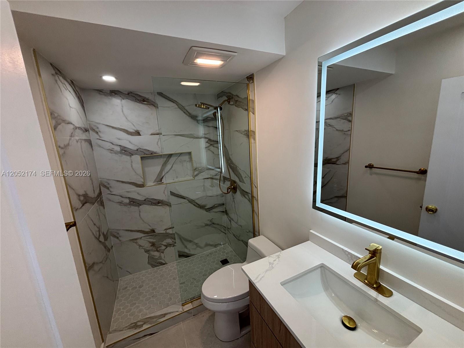 999 Brickell Bay Drive 1904 Property Photo 14