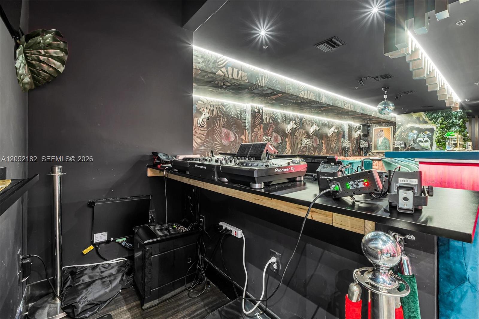 A12052182 Property Photo 18