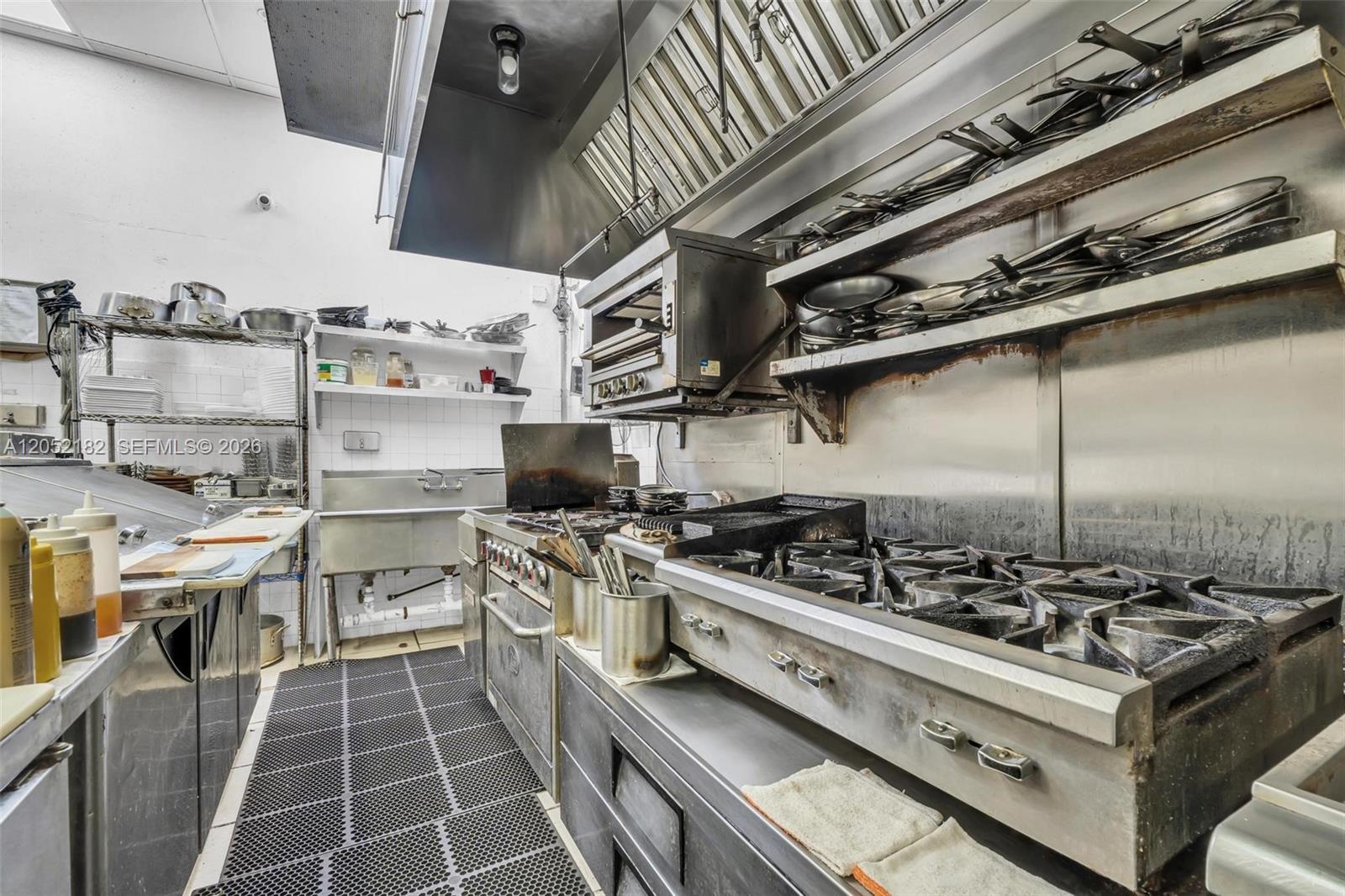 A12052182 Property Photo 22
