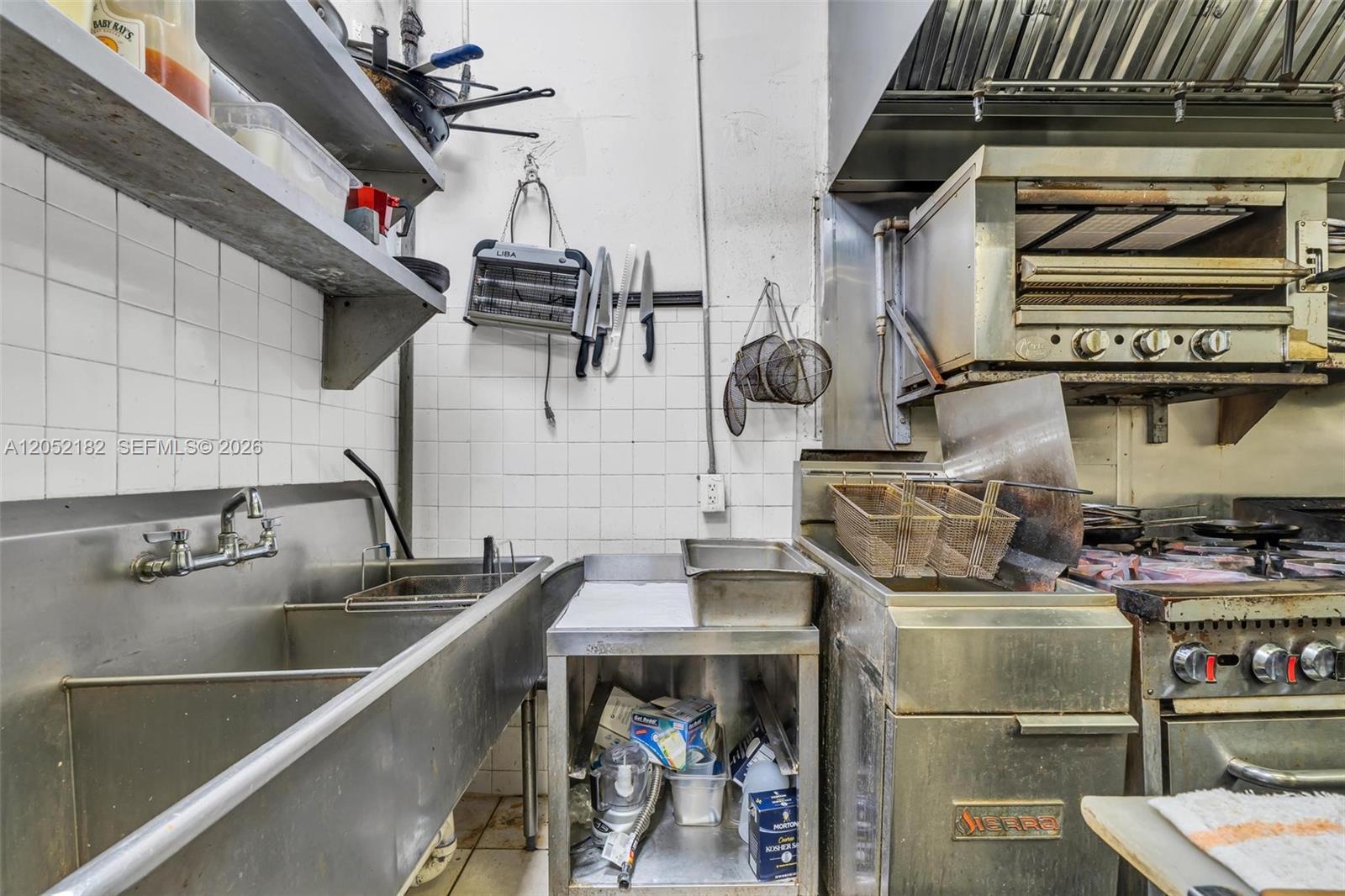 A12052182 Property Photo 24