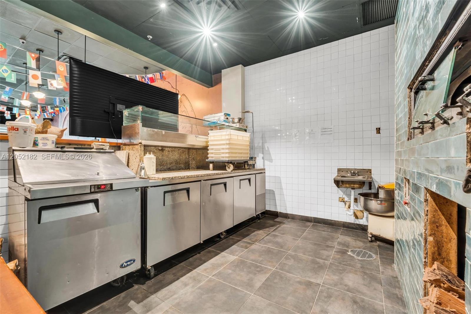 A12052182 Property Photo 44